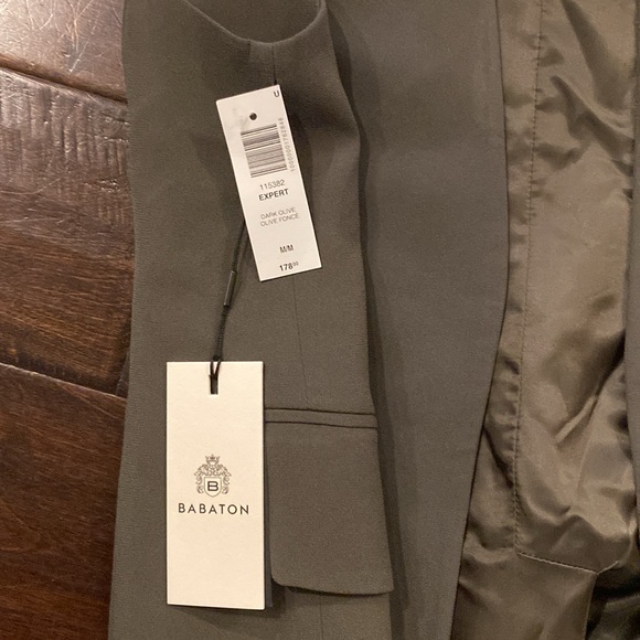 Babaton Expert Vest Olive Green Sleeveless Jacket - Picture 6 of 6